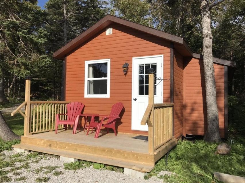Wildflowers Country Inn Rocky Harbour Room photo